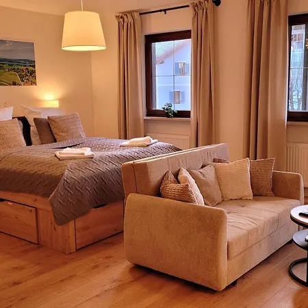 Madison Homes 50 Qm In Mit Balkon, Bergblick, Parkplatz, Zentral Gelegen *