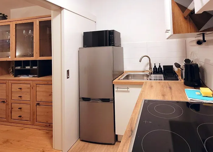 Madison Homes 50 Qm In Mit Balkon, Bergblick, Parkplatz, Zentral Gelegen * Prien am Chiemsee