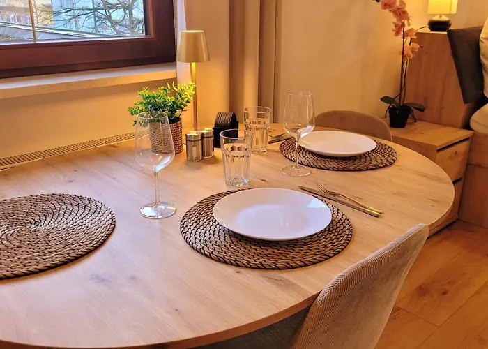 Madison Homes 50 Qm In Mit Balkon, Bergblick, Parkplatz, Zentral Gelegen Apartmán Prien am Chiemsee