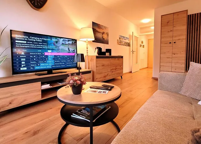 Madison Homes 50 Qm In Mit Balkon, Bergblick, Parkplatz, Zentral Gelegen Apartmán Prien am Chiemsee