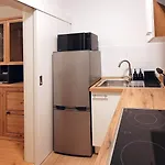Madison Homes 50 Qm In Mit Balkon, Bergblick, Parkplatz, Zentral Gelegen * 프리엔암치엠시