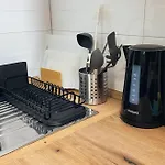 Madison Homes 50 Qm In Mit Balkon, Bergblick, Parkplatz, Zentral Gelegen Διαμέρισμα