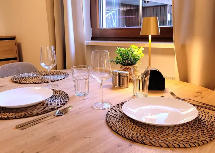 Apartman Madison Homes 50 Qm In Mit Balkon, Bergblick, Parkplatz, Zentral Gelegen *